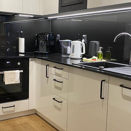 Apartamenty Magia Z Bezplatnym Parkingiem I Klimatyzacja Жешув Экстерьер фото